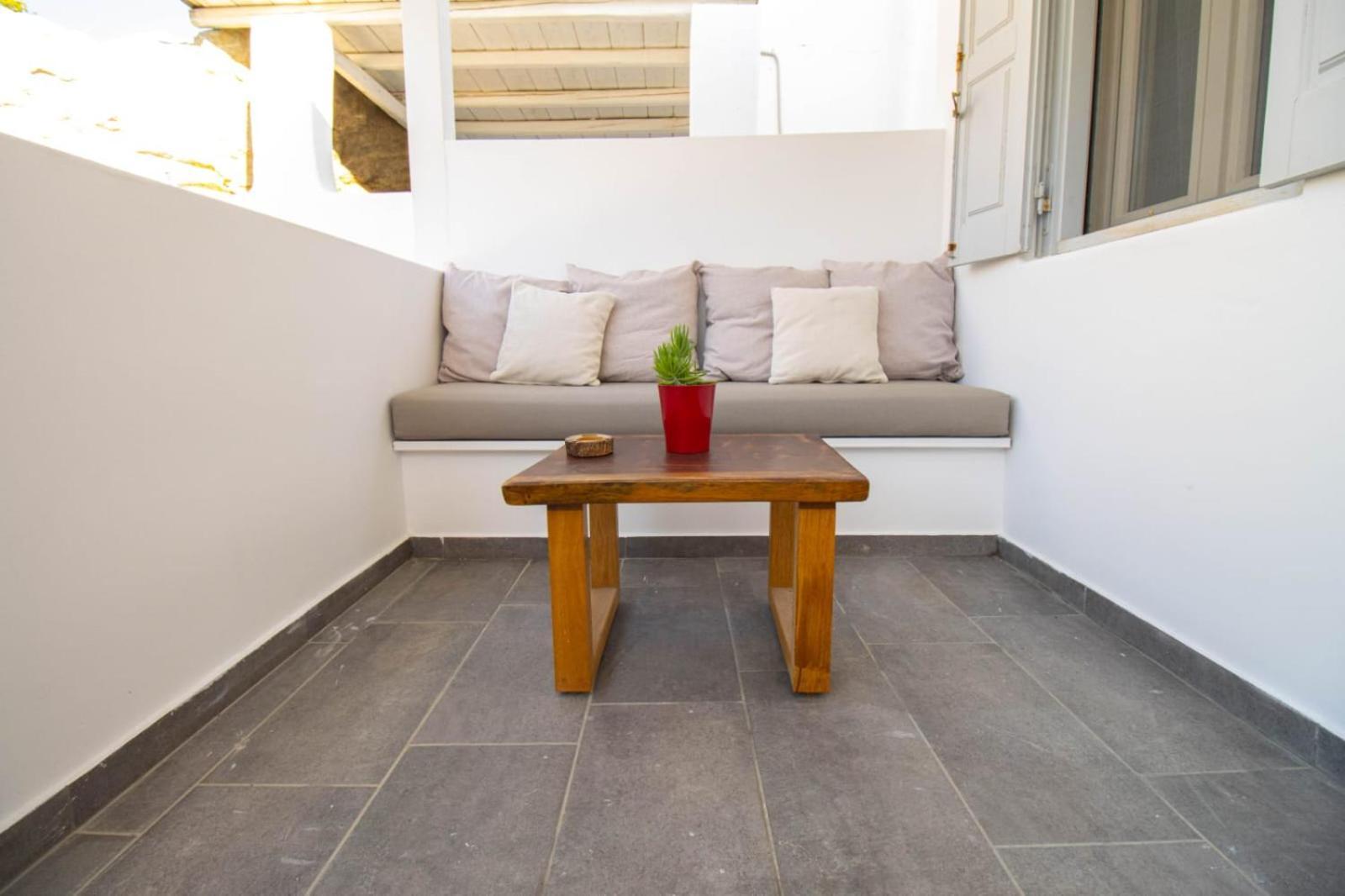 Overview Mykonos Apartments Mykonos Town Exterior photo